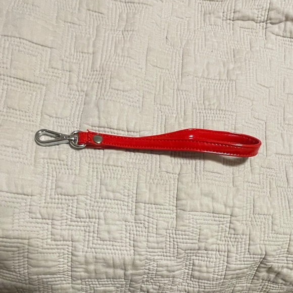 Red Lips Clutch - Picture 5 of 5